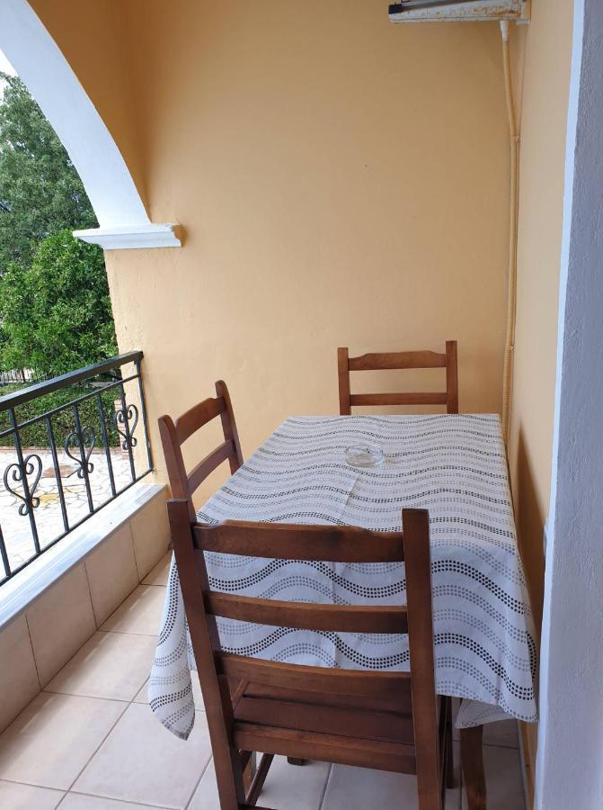 Apart-Hotel Llazari Himara Kültér fotó