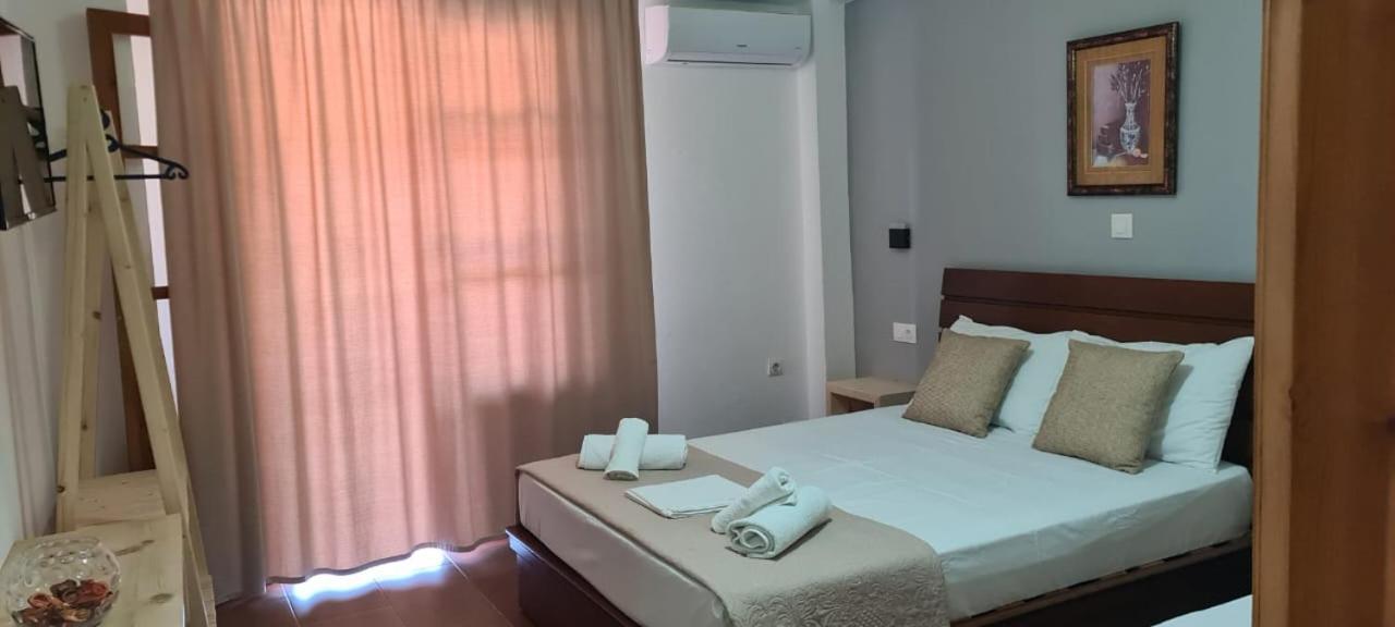 Apart-Hotel Llazari Himara Kültér fotó