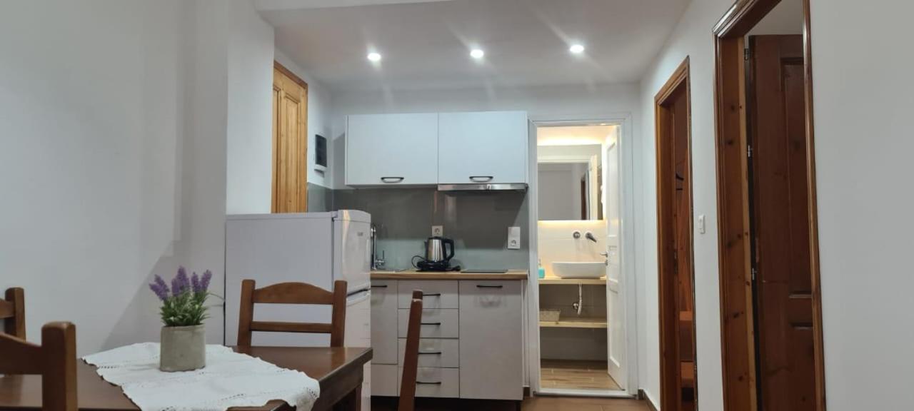 Apart-Hotel Llazari Himara Kültér fotó