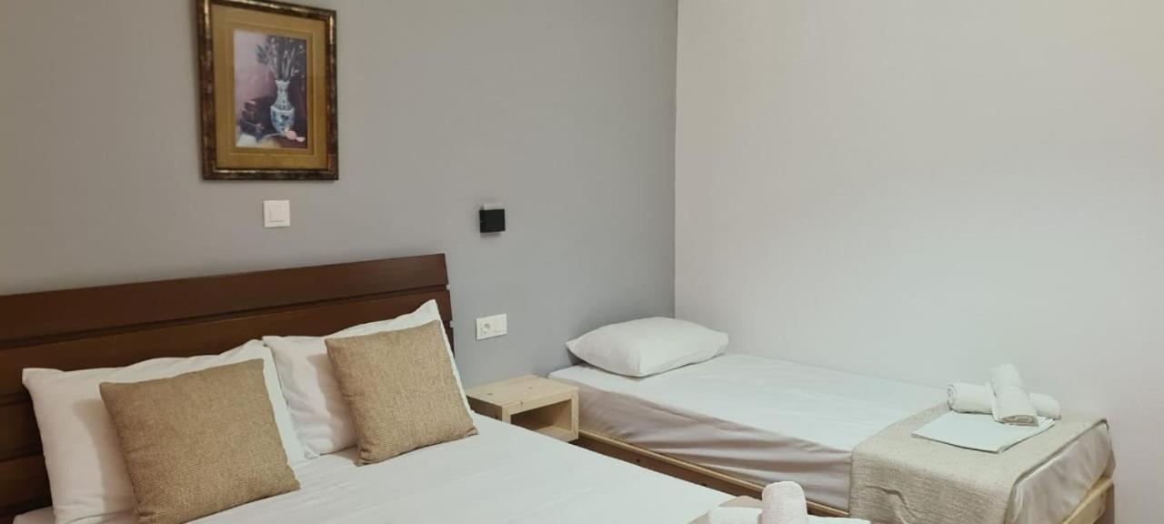 Apart-Hotel Llazari Himara Kültér fotó