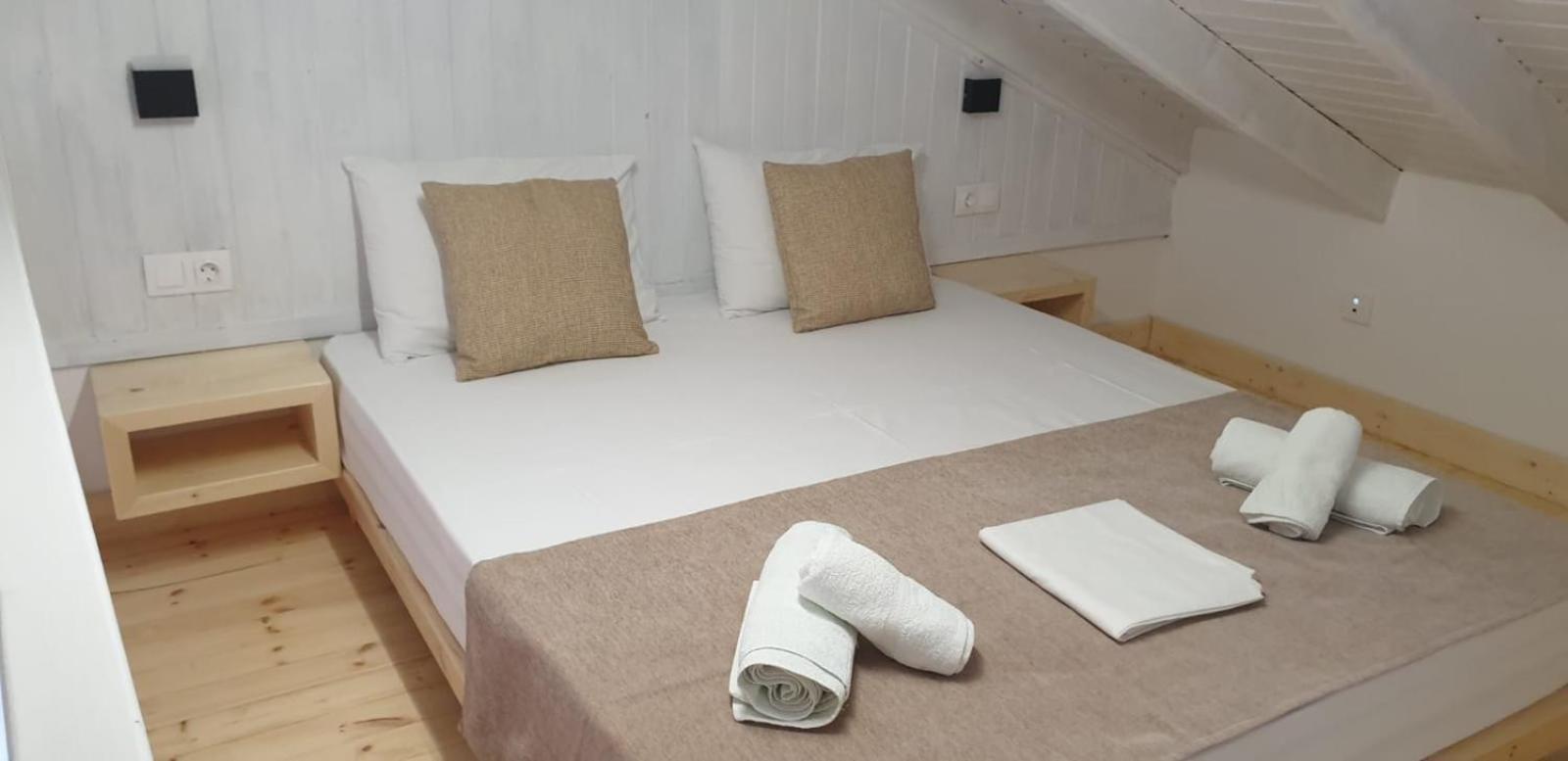 Apart-Hotel Llazari Himara Kültér fotó