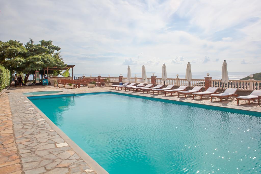 Apart-Hotel Llazari Himara Kültér fotó