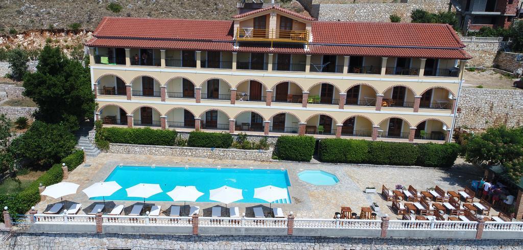 Apart-Hotel Llazari Himara Kültér fotó